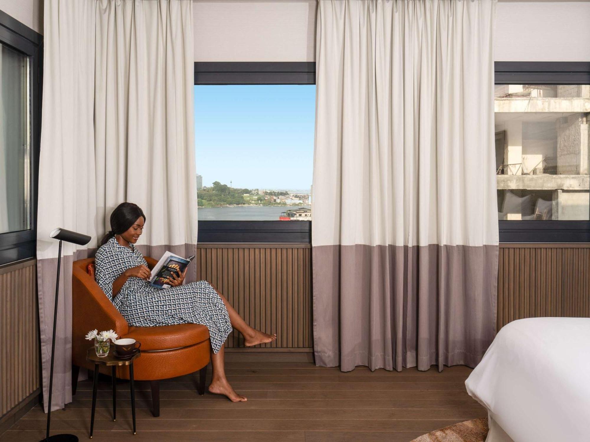 Moevenpick Hotel Abidjan Eksteriør billede