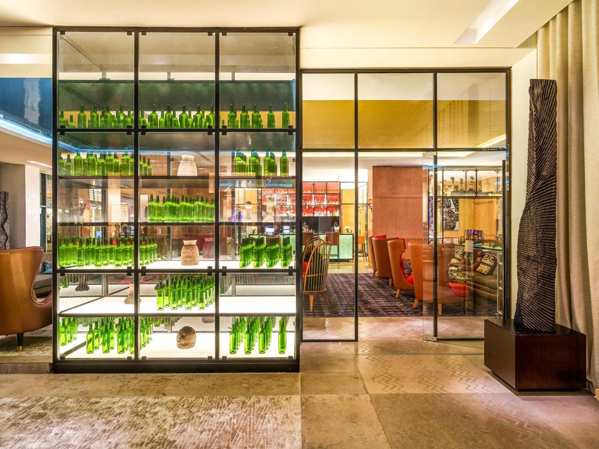 Moevenpick Hotel Abidjan Eksteriør billede