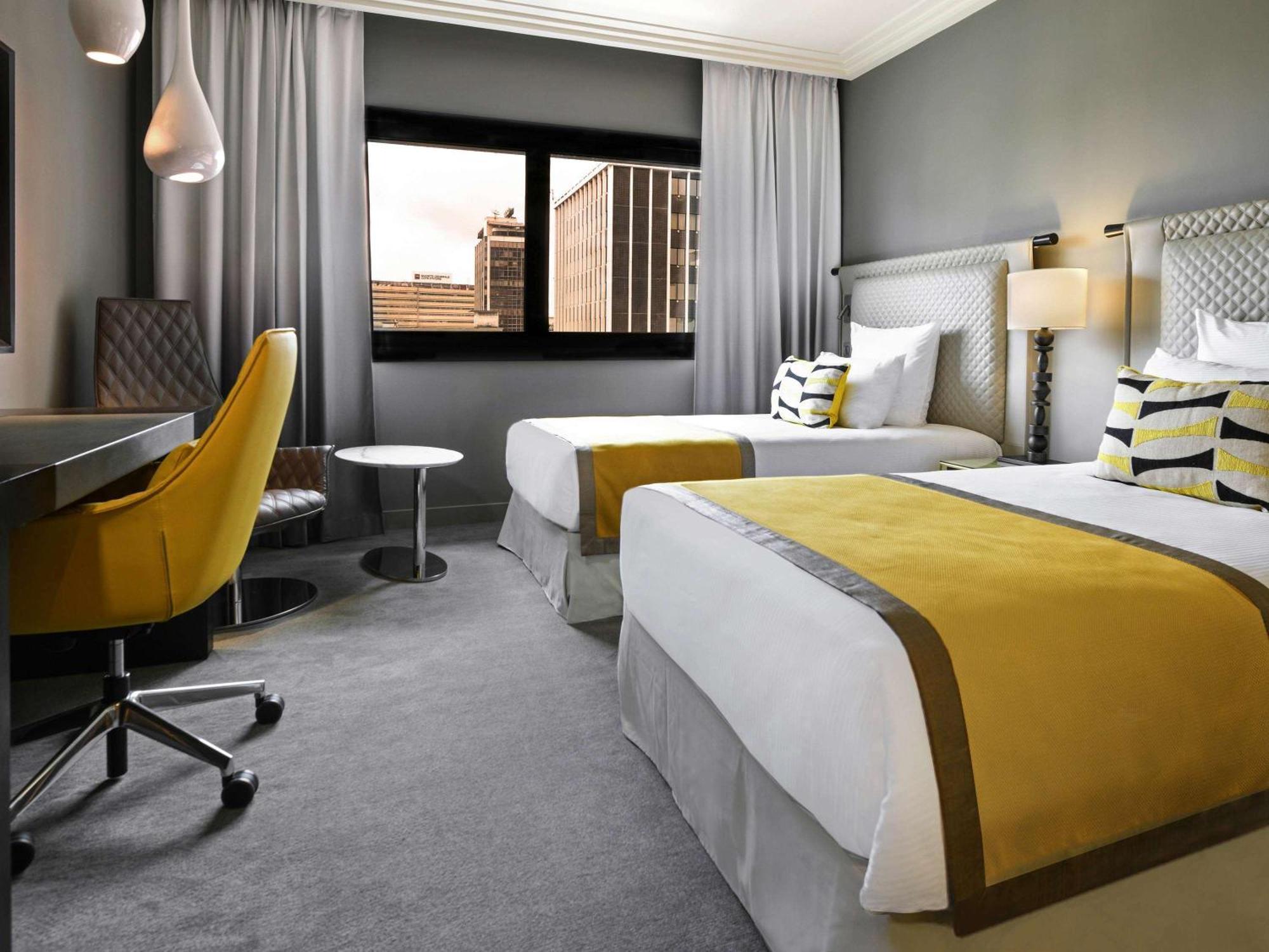 Moevenpick Hotel Abidjan Eksteriør billede